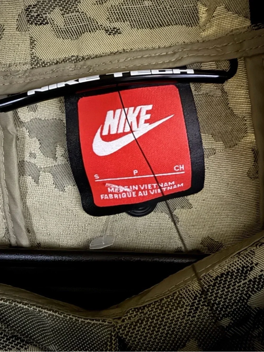 Nike Tech Woven Cordura Jacket Camo  IF8494-276 Men’s Size S